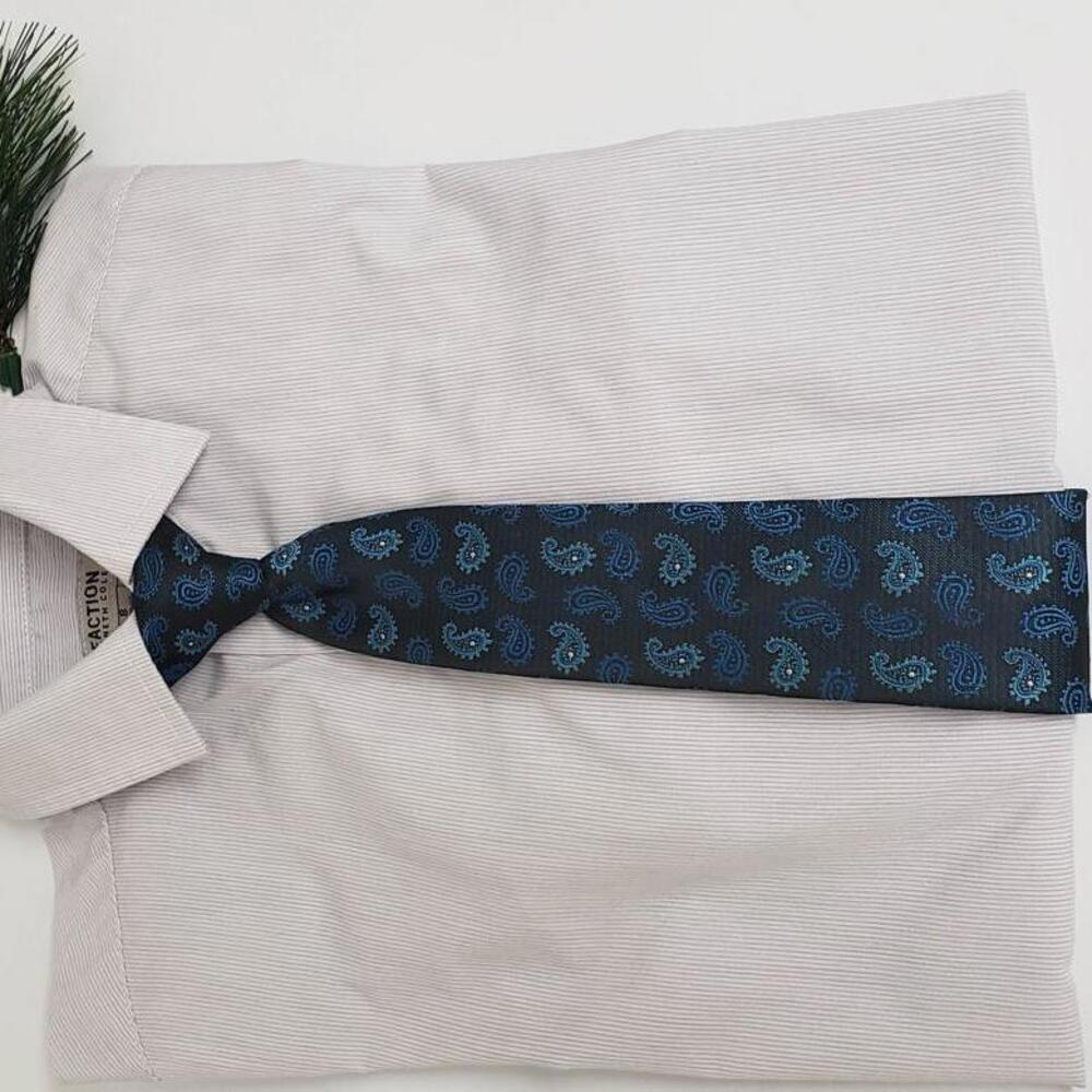 Men's Casual Dress Shirt with Tie